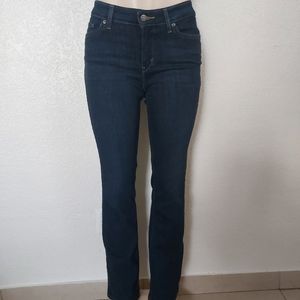 Levi's blue jean women bootcut size 29